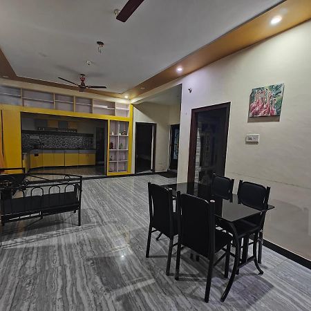 2Bhk Holiday Home 迈索尔 外观 照片